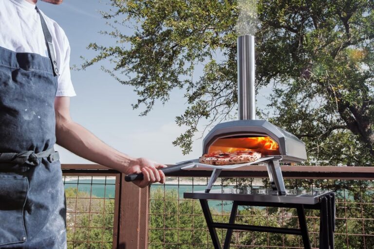 Ooni Karu 12 Multi-fuel Outdoor Portable Pizza Oven